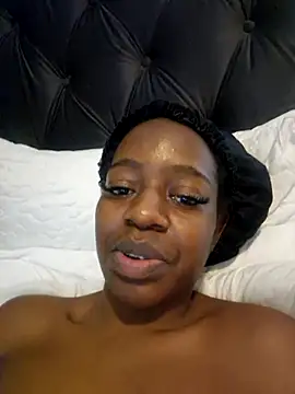 Snapshot of Sexynaughty_Gal chatting on 10-13-25, 08:53 Sexynaughty Gal online show from 10-13-25, 08:53