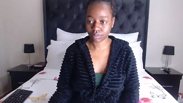 Sexynaughty Gal online show from 04-14-26, 10:16