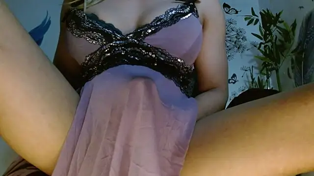 Snapshot of 10inchBigCUMSHOT chatting on 10-17-25, 03:10 10inchBigCUMSHOT online show from 10-17-25, 03:10