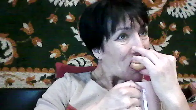 SunnyAmorre online show from 10-06-25, 07:39