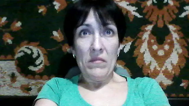 SunnyAmorre online show from 12-18-25, 09:10