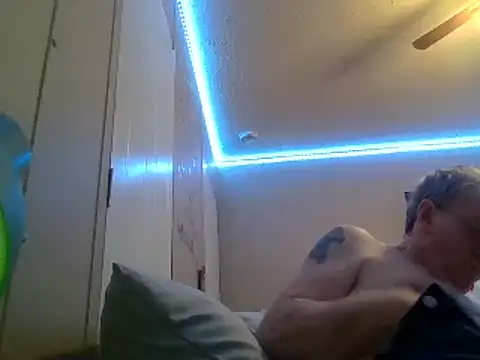 jck1m0t online show from 12-20-24, 08:28