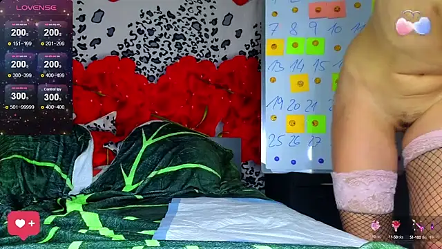 Snapshot of KittyMia chatting on 02-26-25, 11:15 KittyMia online show from 02-26-25, 11:15