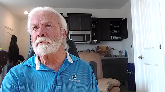 rockpoint69 online show from 12-17-24, 04:53