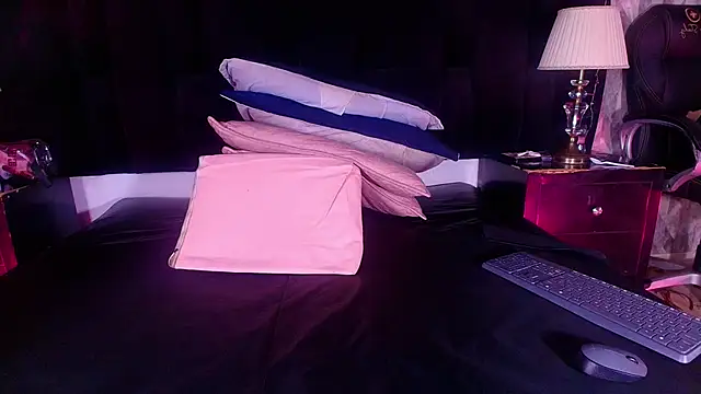 shelsyloreds online show from 11-06-25, 11:55