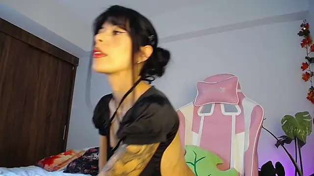 maggie kay online show from 10-09-25, 04:05