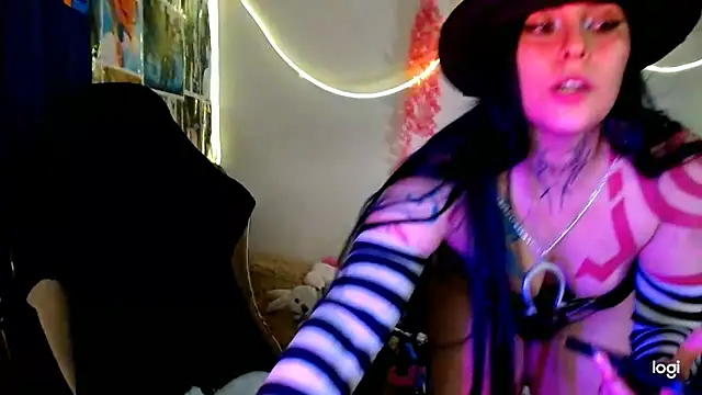 Snapshot of JINX_26 chatting on 07-26-26, 02:53 JINX 26 online show from 07-26-26, 02:53