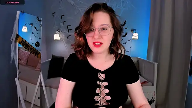 Charmy Gracy online show from 10-30-25, 11:22