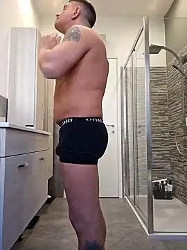 Snapshot of kekko-1982 chatting on 01-13-25, 01:49 kekko-1982 online show from 01-13-25, 01:49