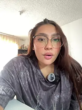 Snapshot of ashalisha chatting on 10-11-25, 03:10 ashalisha online show from 10-11-25, 03:10