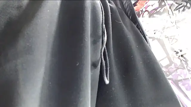 Snapshot of Justin_Frank chatting on 01-26-25, 06:27 Justin Frank online show from 01-26-25, 06:27