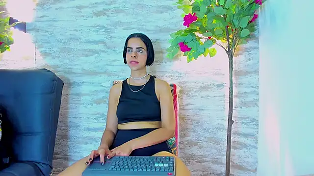 Amelia Myers online show from 10-23-25, 08:07