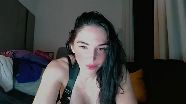 Snapshot of BlakeBexley chatting on 11-28-25, 02:25 BlakeBexley online show from 11-28-25, 02:25