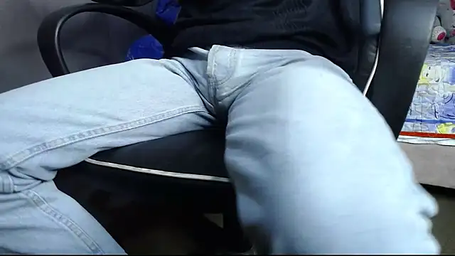 Snapshot of ricksamm chatting on 02-04-26, 12:00 ricksamm online show from 02-04-26, 12:00