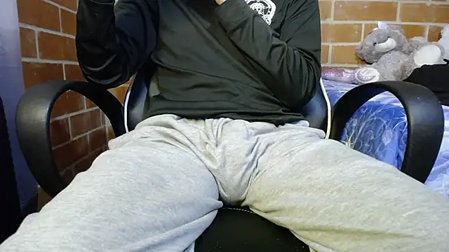 Snapshot of ricksamm chatting on 03-03-26, 12:00 ricksamm online show from 03-03-26, 12:00