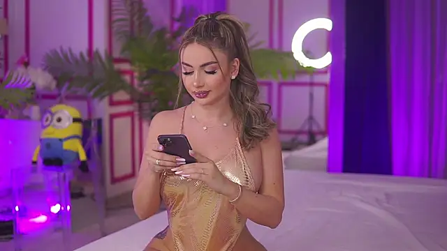 Snapshot of AshleySinn chatting on 01-03-25, 05:53 AshleySinn online show from 01-03-25, 05:53