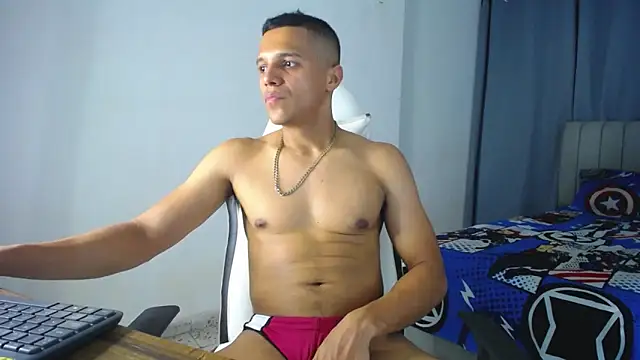 Snapshot of DavidAngell7 chatting on 12-25-24, 12:27 DavidAngell7 online show from 12-25-24, 12:27