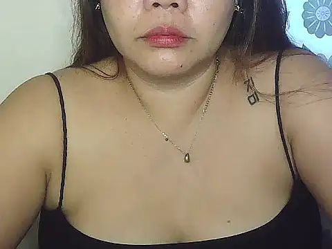 Snapshot of wild_amber25 chatting on 10-05-25, 08:01 wild amber25 online show from 10-05-25, 08:01