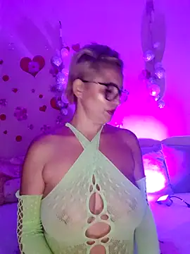 BellaBellaHot online show from 09-26-25, 03:38