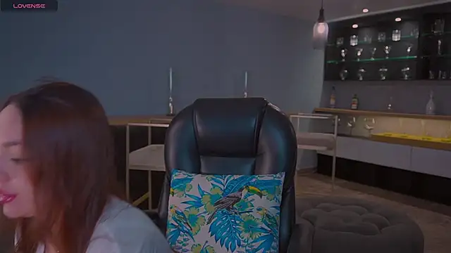 Snapshot of NaomiSainz chatting on 10-09-25, 12:47 NaomiSainz online show from 10-09-25, 12:47