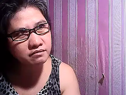 sweetsosie18 online show from 03-01-25, 12:45