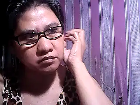 sweetsosie18 online show from 03-16-25, 06:01