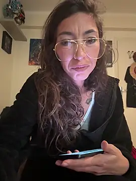 amanilouve online show from 11-09-25, 08:45