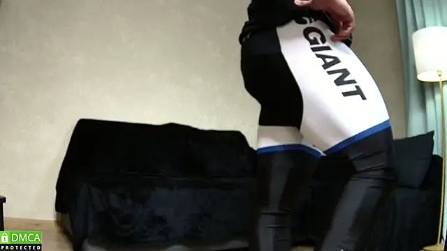 Snapshot of Kurt_Stone1 chatting on 10-03-25, 06:16 Kurt Stone1 online show from 10-03-25, 06:16