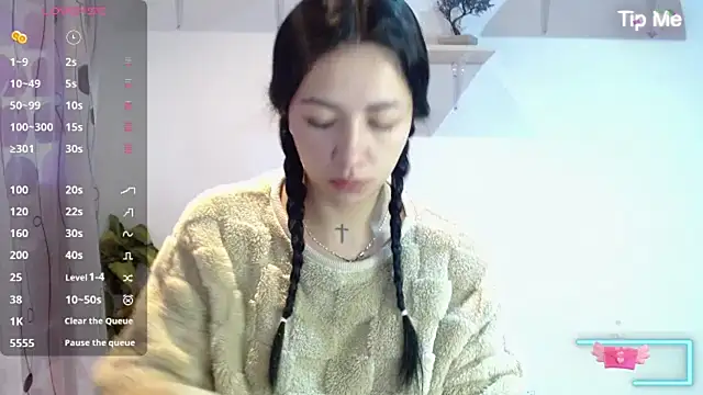 MadisonCambel online show from 12-04-24, 01:31