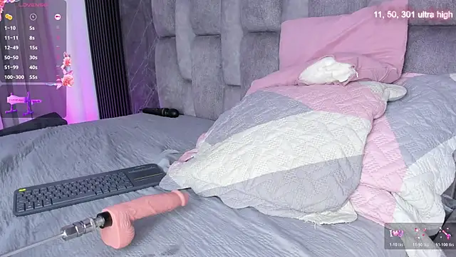 emily fox1 online show from 12-18-25, 12:00