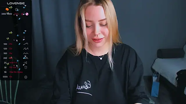 MonaLauu online show from 11-15-25, 05:31