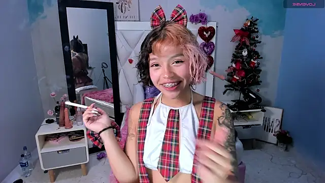 Snapshot of katalina_garcia chatting on 01-06-25, 01:53 katalina garcia online show from 01-06-25, 01:53