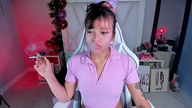 Snapshot of katalina_garcia chatting on 11-05-25, 10:32 katalina garcia online show from 11-05-25, 10:32