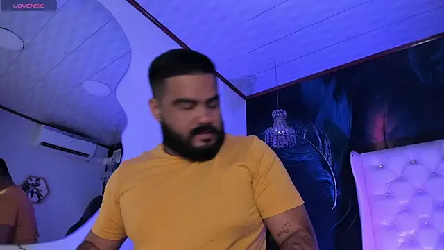 MichaelBear  online show from 02-02-25, 12:13