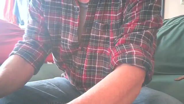 GorgeousMarketer online show from 09-21-25, 02:08