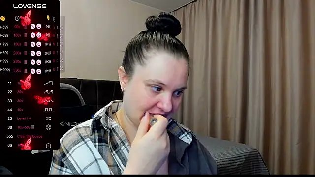 AlanaBrox online show from 12-16-25, 12:37