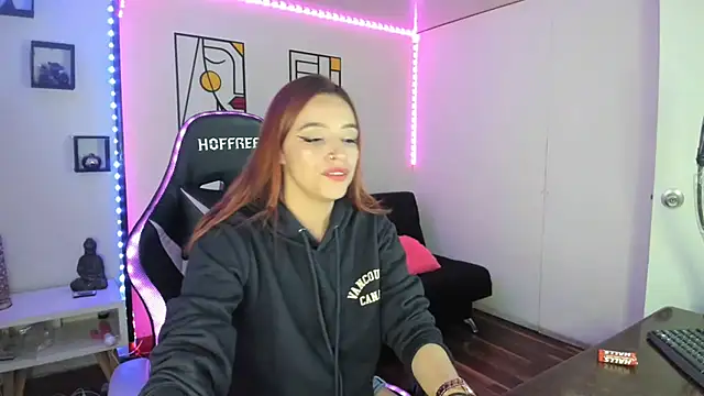 Snapshot of kay_marie chatting on 01-12-25, 03:28 kay marie online show from 01-12-25, 03:28