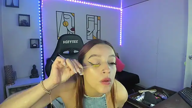 Snapshot of kay_marie chatting on 02-01-25, 04:35 kay marie online show from 02-01-25, 04:35