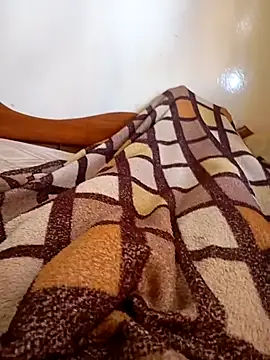 Snapshot of Smith23q123 chatting on 12-03-25, 03:21 Smith23q123 online show from 12-03-25, 03:21