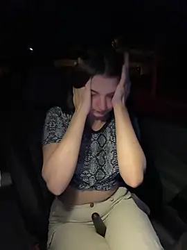 DoriDeluxe66 online show from 02-23-25, 07:38