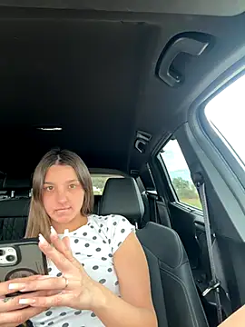 DoriDeluxe66 online show from 09-30-25, 02:33