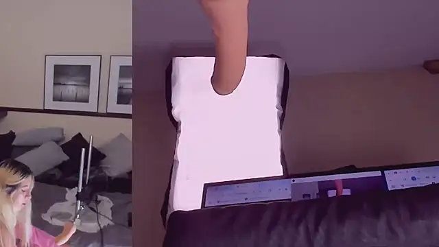 Lizzy Lace online show from 01-11-25, 03:55