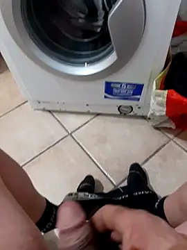 Snapshot of 74bob chatting on 02-21-25, 04:51 74bob online show from 02-21-25, 04:51