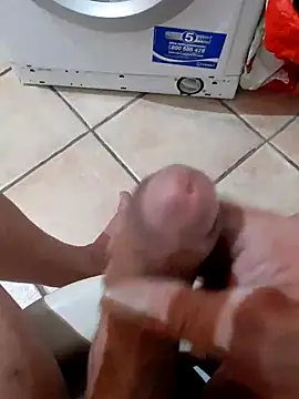 Snapshot of 74bob chatting on 02-26-25, 03:52 74bob online show from 02-26-25, 03:52