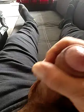 Snapshot of 74bob chatting on 03-15-25, 03:06 74bob online show from 03-15-25, 03:06