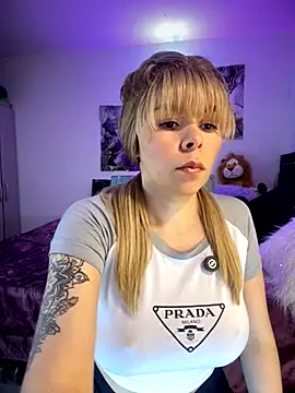 carolina16love online show from 11-30-25, 11:31