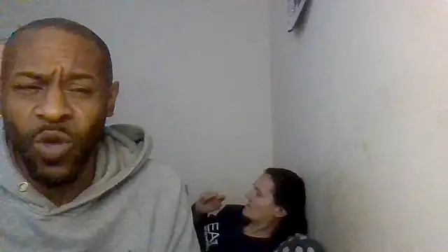 CuzzyB69 online show from 11-26-25, 01:12