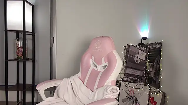  monamour  online show from 03-20-25, 06:19