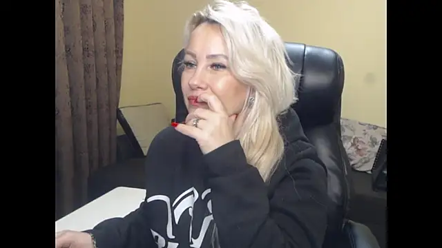 KandyHellenx online show from 01-13-26, 06:08