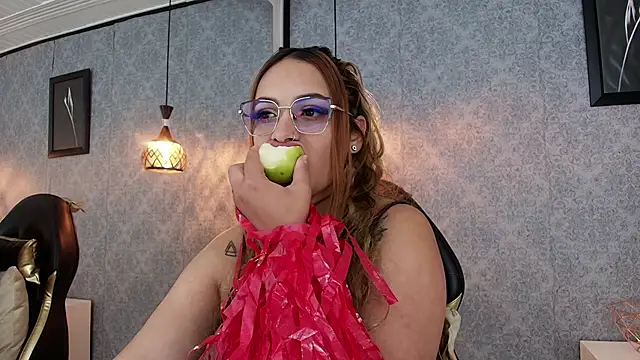 Emiily W online show from 09-10-25, 12:05